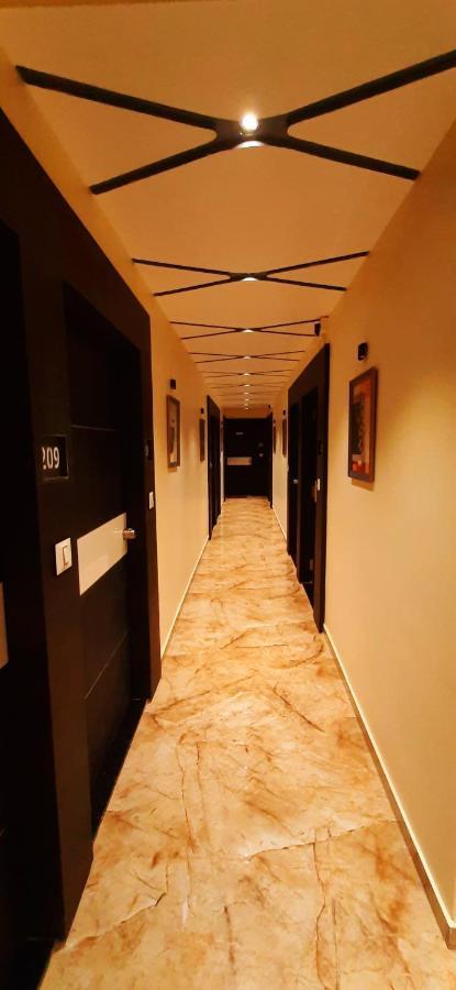 Hotel Suncity Ahmedabad Exterior photo