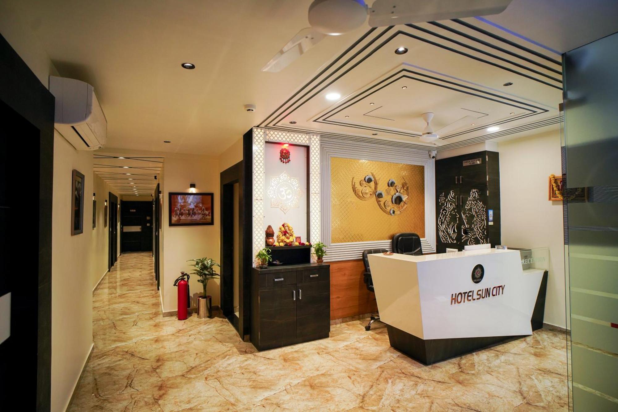 Hotel Suncity Ahmedabad Exterior photo