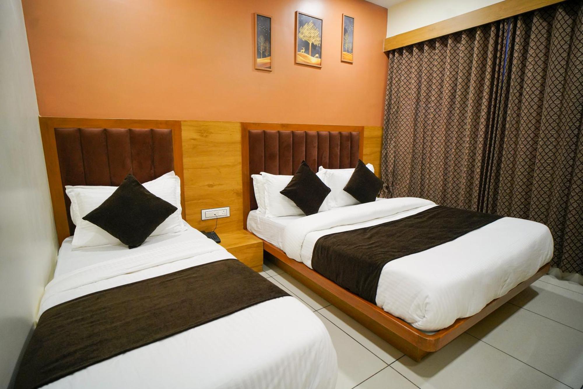 Hotel Suncity Ahmedabad Exterior photo